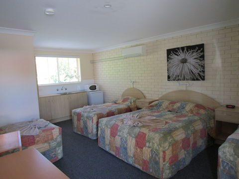 Manilla Motel - Hotel Gold Coast 2