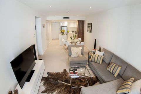 Manhattan - Canberra Executive Apartments - Hotel Gold Coast 0