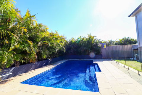 Pacific Beachhouse - Hotel Gold Coast 0