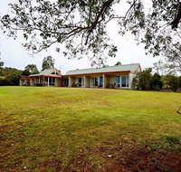 Rothbury Escape - Hotel Gold Coast
