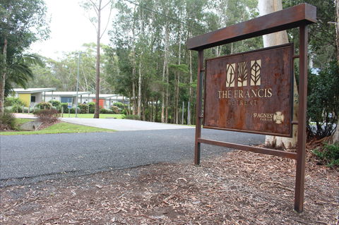 The Francis Retreat - Bonny Hills - Hotel Gold Coast 0