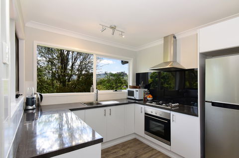 Treetops - Hotel Gold Coast 1