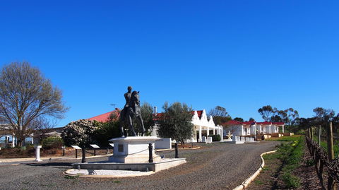 1837 Barossa Luxury Vineyard Cottages - Hotel Gold Coast 1