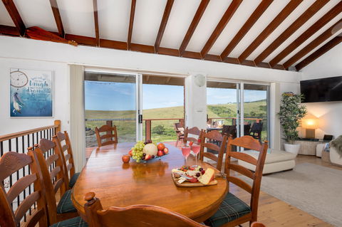 Absolute Oceanfront Cottage - Hotel Gold Coast 2