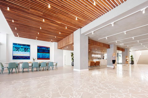 Art Series - The Johnson - Hotel Gold Coast 2
