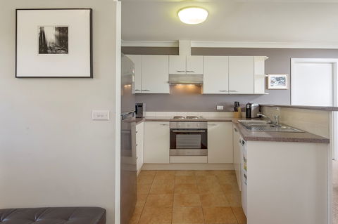 Caribou 3 - Hotel Gold Coast 2