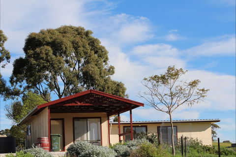 Clare View Accommodation - Clare View Cottage - Hotel Gold Coast 1