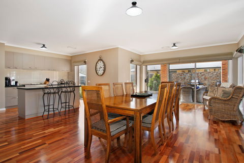 Collins Retreat - Hotel Gold Coast 1