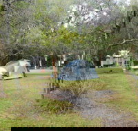 Kylies Hut walk-in campground - Hotel Gold Coast