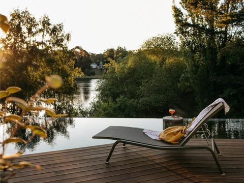 Lake House - Hotel Gold Coast 1