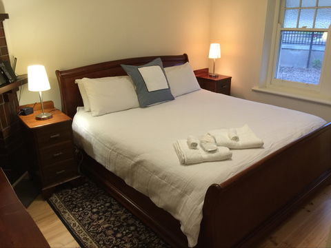 MacDonnell House, Naracoorte - Hotel Gold Coast 1
