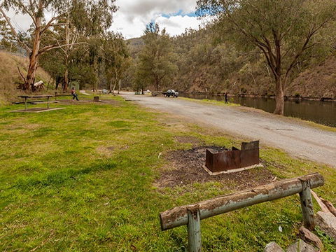 O'Hares Campground - Hotel Gold Coast 1