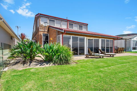 Penguin Head Retreat - Hotel Gold Coast 2