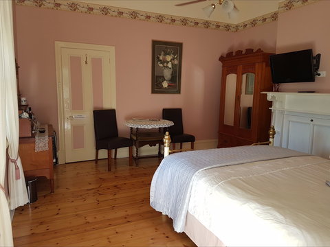 Angas Plains Wines Suites - Hotel Gold Coast 0