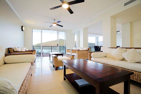 At Blue Horizon Resort - Hotel Gold Coast 2