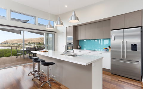 Carrickalinga Shores - Hotel Gold Coast 2