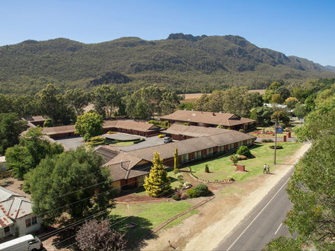 Country Plaza Halls Gap - Hotel Gold Coast 1
