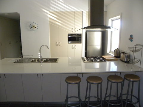 Couples Paradise In Cudmirrah - Hotel Gold Coast 2