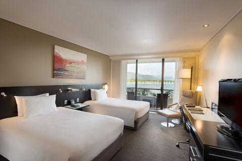 Hilton Cairns - Hotel Gold Coast 2