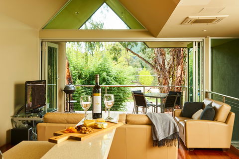 No. 6 Luxury Private Haven - Hotel Gold Coast 1
