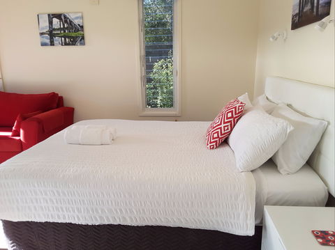 Springtide Studio Apartments - Hotel Gold Coast 1