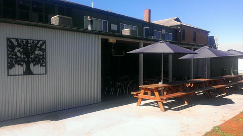 The Port Of Bourke Hotel - Hotel Gold Coast 1