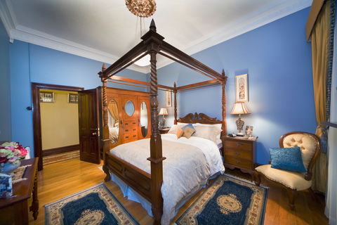 Varenna - Luxury Leura Accommodation - Hotel Gold Coast 2