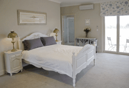 Myan Breezes Guesthouse - Hotel Gold Coast