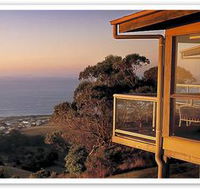 Chris's Beacon Point Restaurant and Villas - Hotel Gold Coast