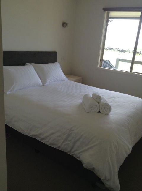 Prom Gate Getaway  - Hotel Gold Coast 5