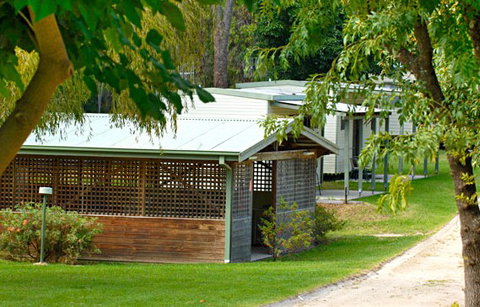 A Wangralea Caravan Park - Hotel Gold Coast 2