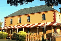 Meredith House - Hotel Gold Coast