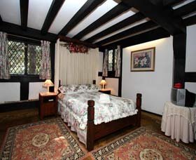 Anne Hathaways Cottage - Hotel Gold Coast 0