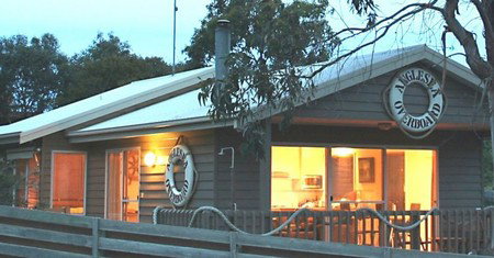 Anglesea Overboard Seaside Cottage - Hotel Gold Coast 2