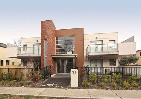 Accommodate Canberra - Hotel Gold Coast 3