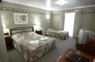 Ashby House Motor Inn - Hotel Gold Coast 2