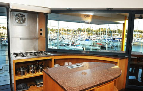 Aqua Marine - Hotel Gold Coast 1