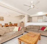 Aaah 2  Byron - Hotel Gold Coast