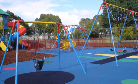 St Lucia Playground - Hotel Gold Coast