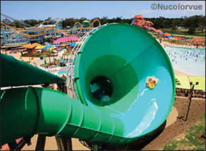 Whitewater World - Hotel Gold Coast 2