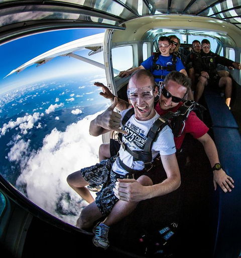 Jump The Beach Brisbane - Hotel Gold Coast 1