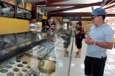 Witches Chase Cheese Co - Hotel Gold Coast 4