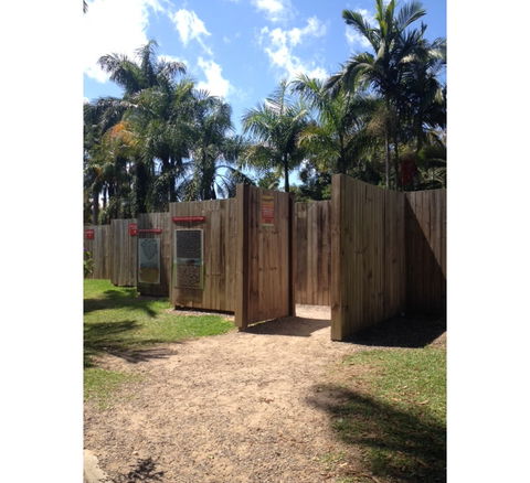 Bellingham Maze - Hotel Gold Coast 4