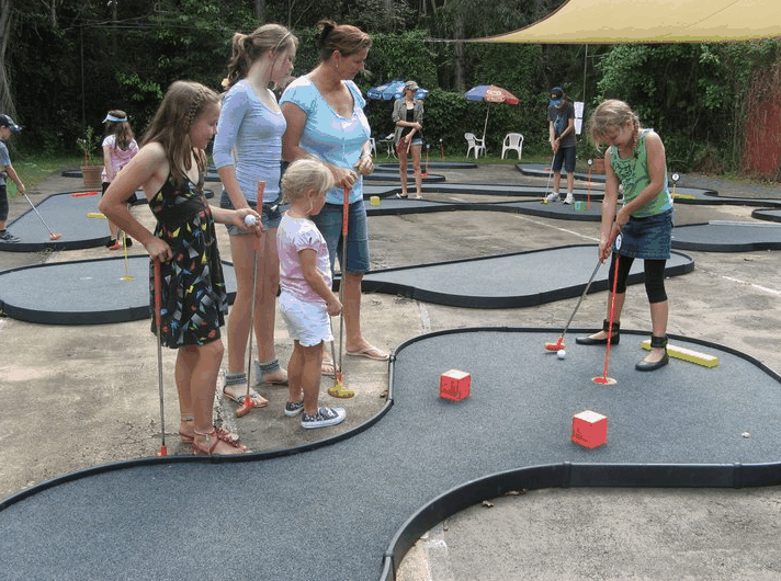 Bellingham Maze - Hotel Gold Coast 6
