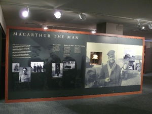 MacArthur Museum - Hotel Gold Coast 1