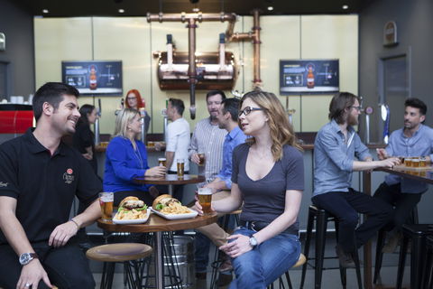 Carlton Brewhouse - Hotel Gold Coast 6