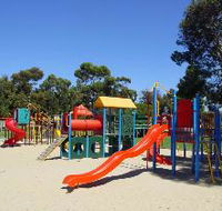 Victoria Square Kadina - Hotel Gold Coast