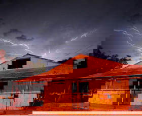 Red Dirt Photographic Gallery - Hotel Gold Coast 0