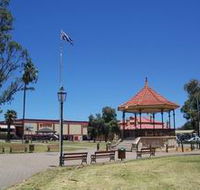 Gladstone Square - Hotel Gold Coast