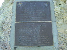 The Chinese Memorial At Robe - Hotel Gold Coast 0